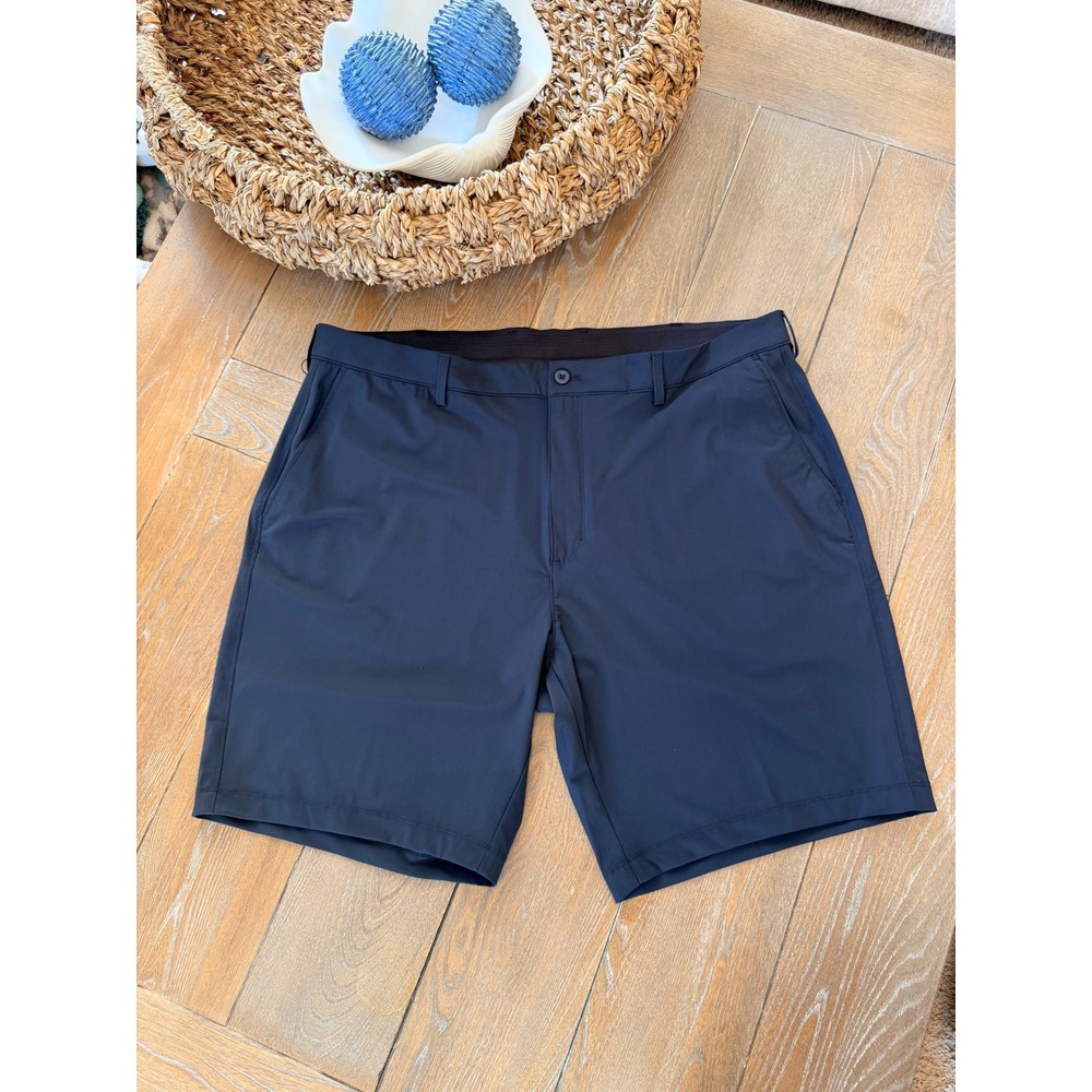 Greg Norman Golf Shorts Mens Navy‎ Blue Size 40